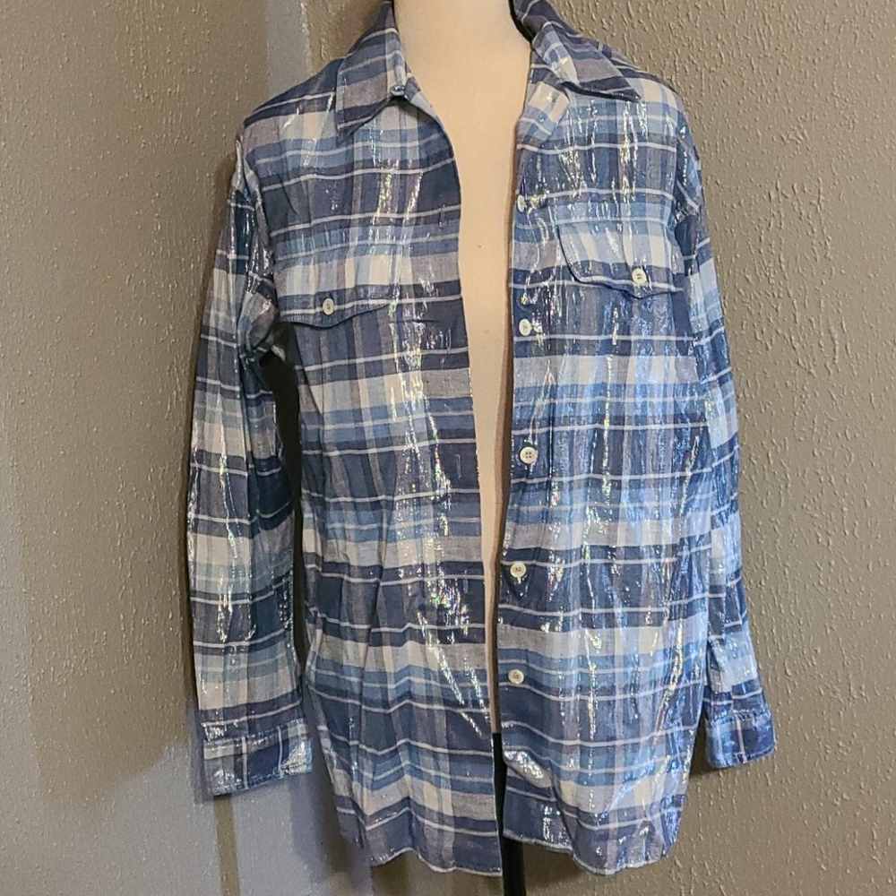 Liz Wear blue, white and silver shirt